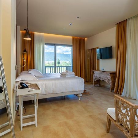 Elysian Luxury Hotel And Spa Kalamata Ngoại thất bức ảnh
