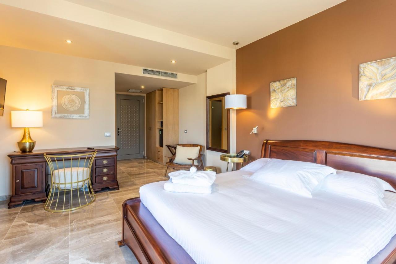 Elysian Luxury Hotel And Spa Kalamata Ngoại thất bức ảnh